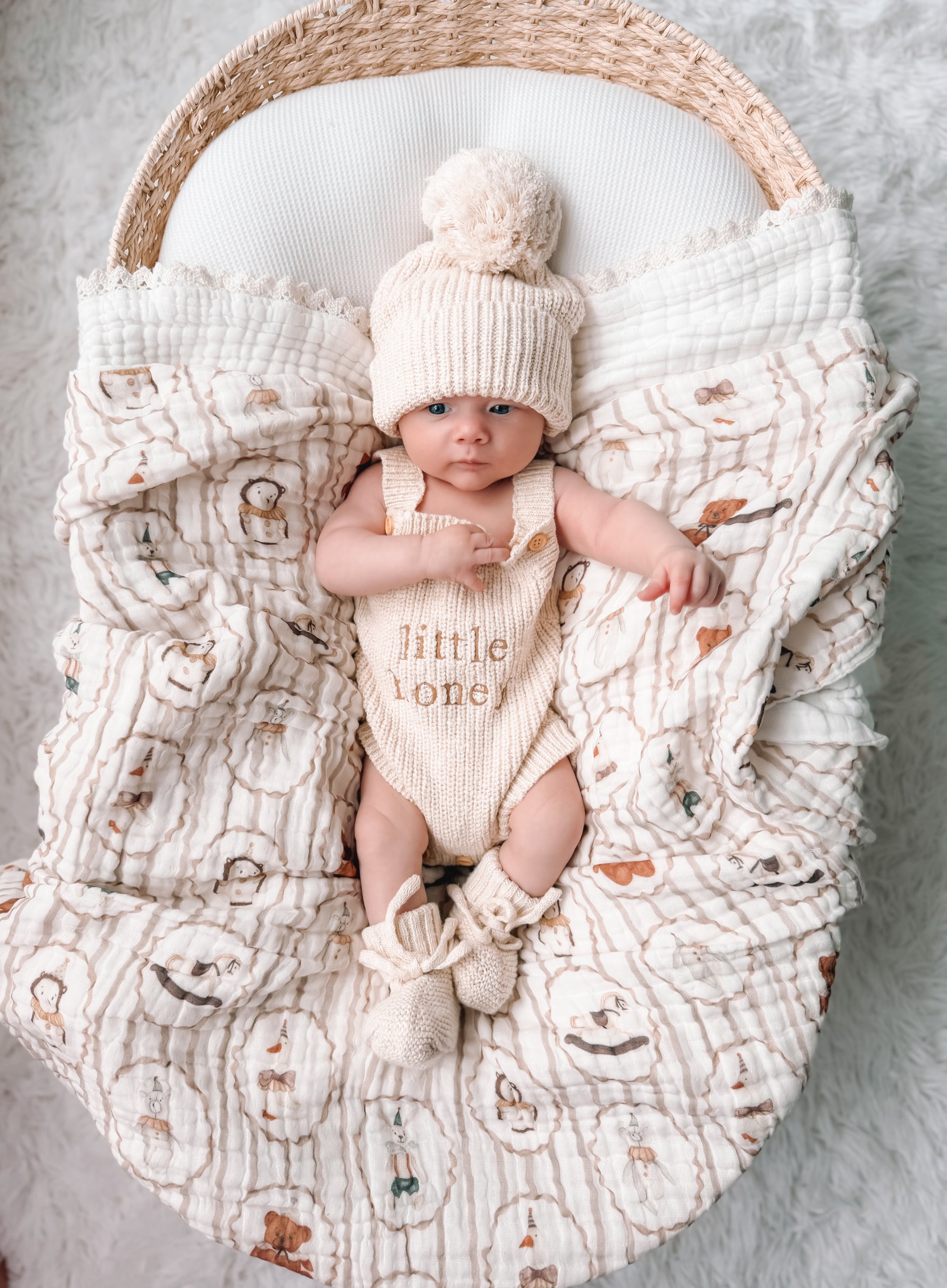 'Little Honey' Singlet Knit Romper &amp; Beanie Bundle