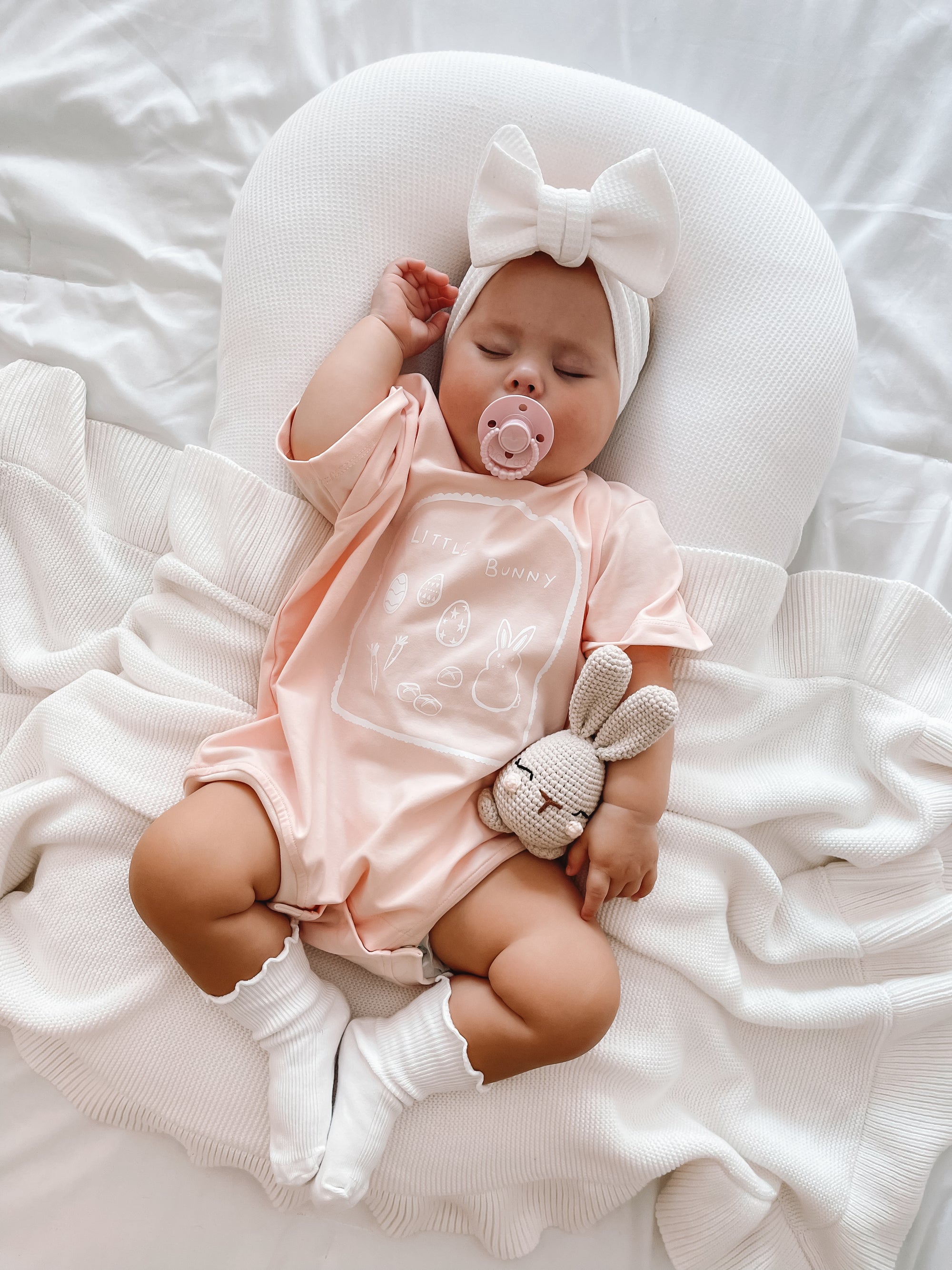 Milk Frill Socks