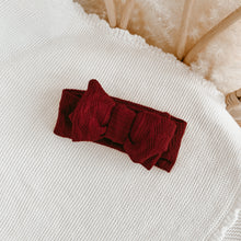 Load image into Gallery viewer, Ruby Crochet Topknot