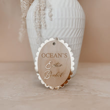 Load image into Gallery viewer, Personalised Easter Basket Tag (Gold Scallop)