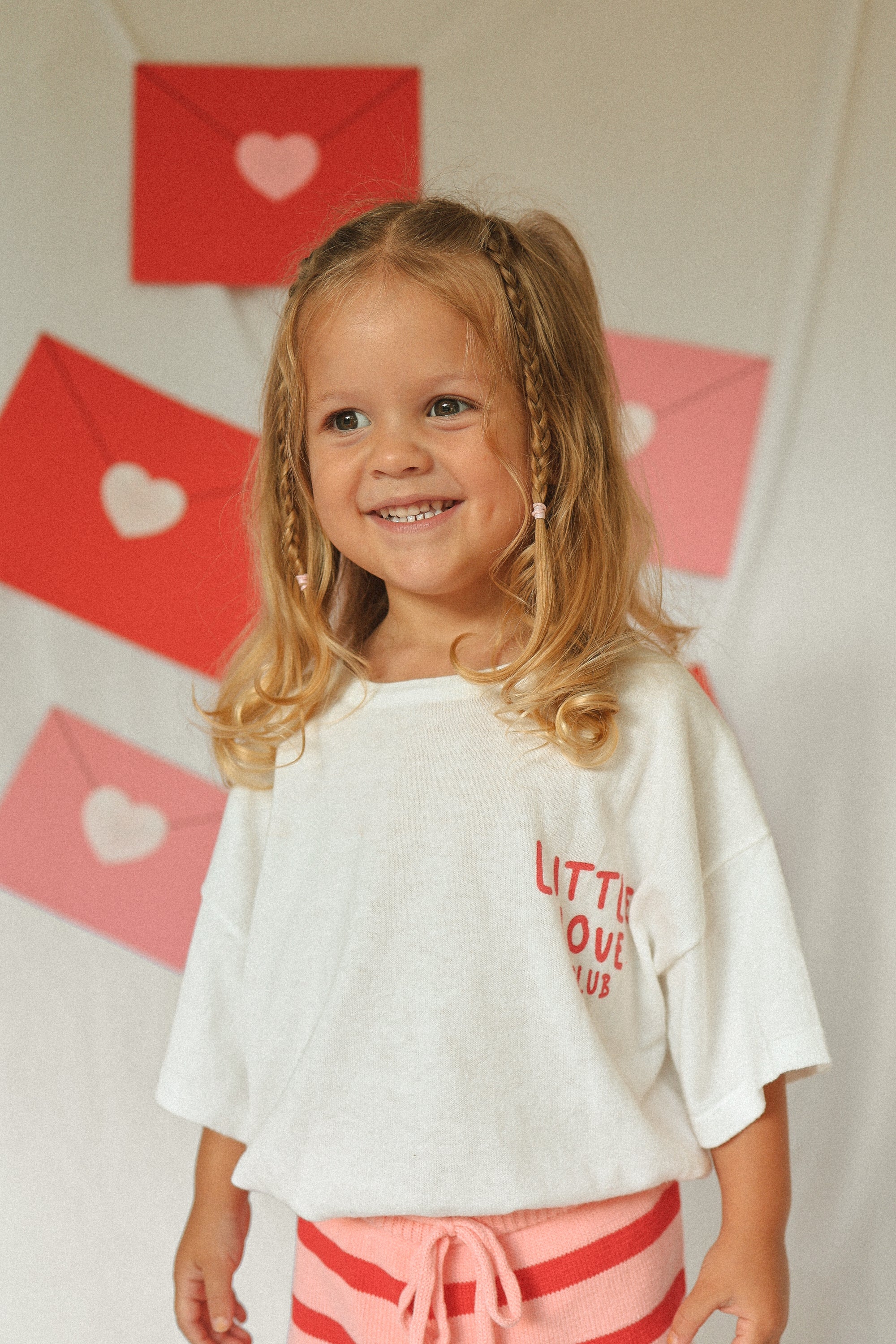 'Little Love Club' Tee - White &amp; Red