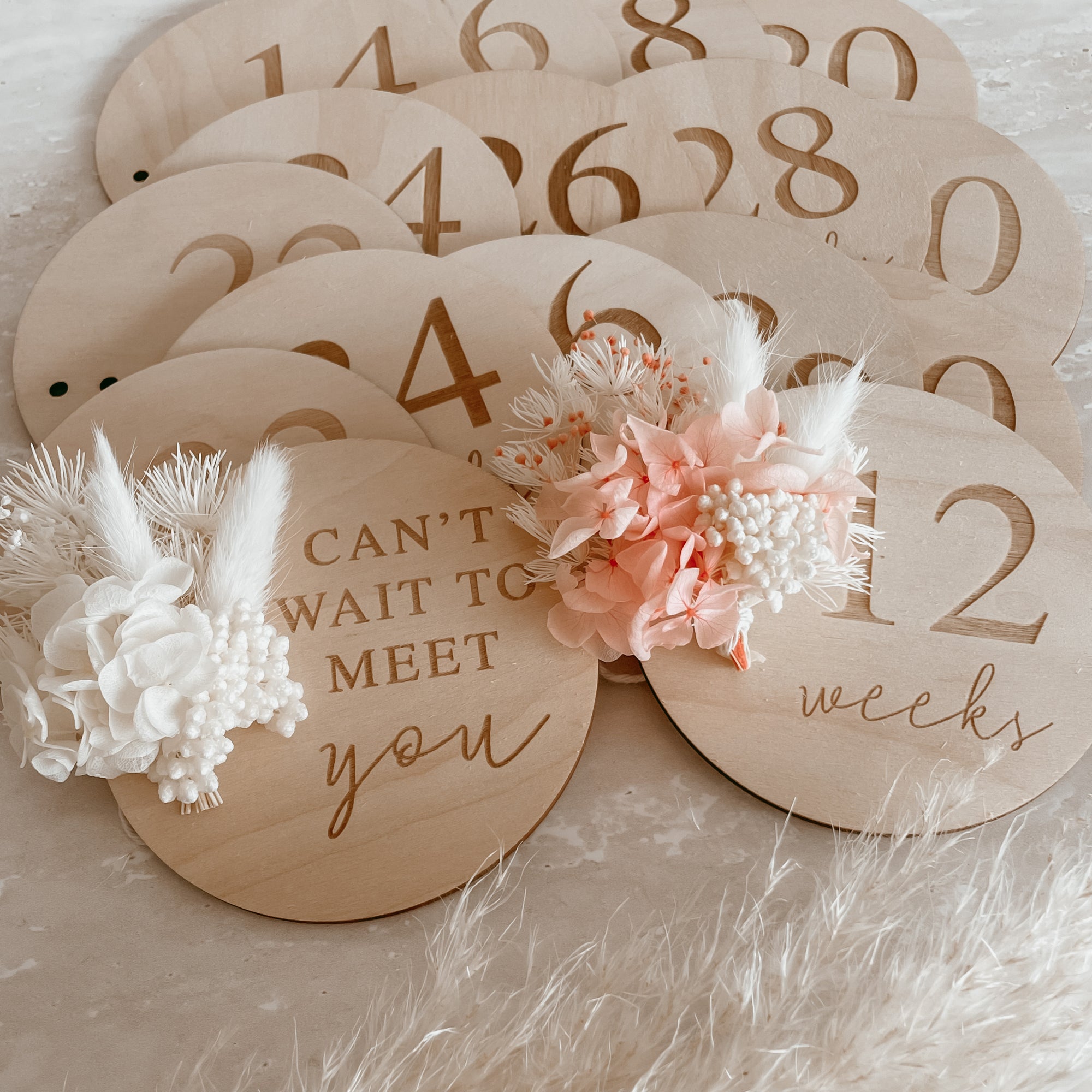 Dried Floral Wooden Pregnancy Milestone Collection - Set of 16